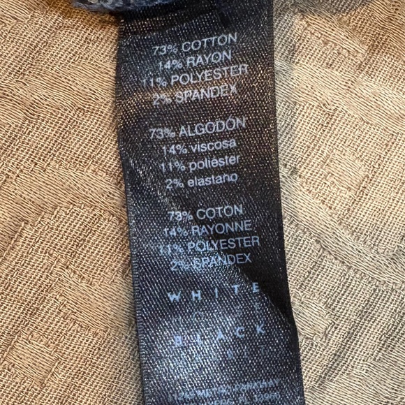 The Straight WHBM Jeans Distressed Women's 2 - Picture 6 of 7